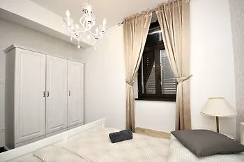 Luxury Apartments Perko Apartment *