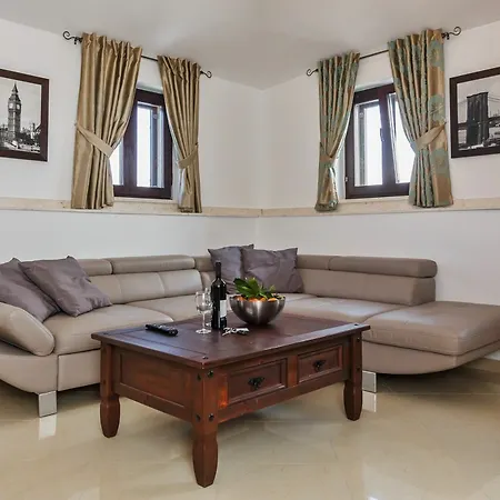 Luxury Perko